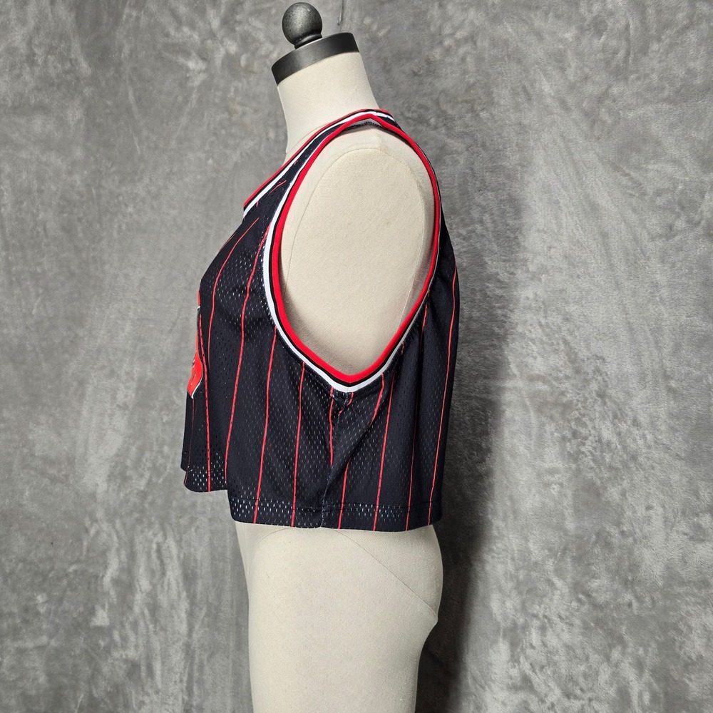 HI FINEST Size L Cropped Jersey Tank Top Black Red Pinstripe Athletic Gym - Picture 3 of 11